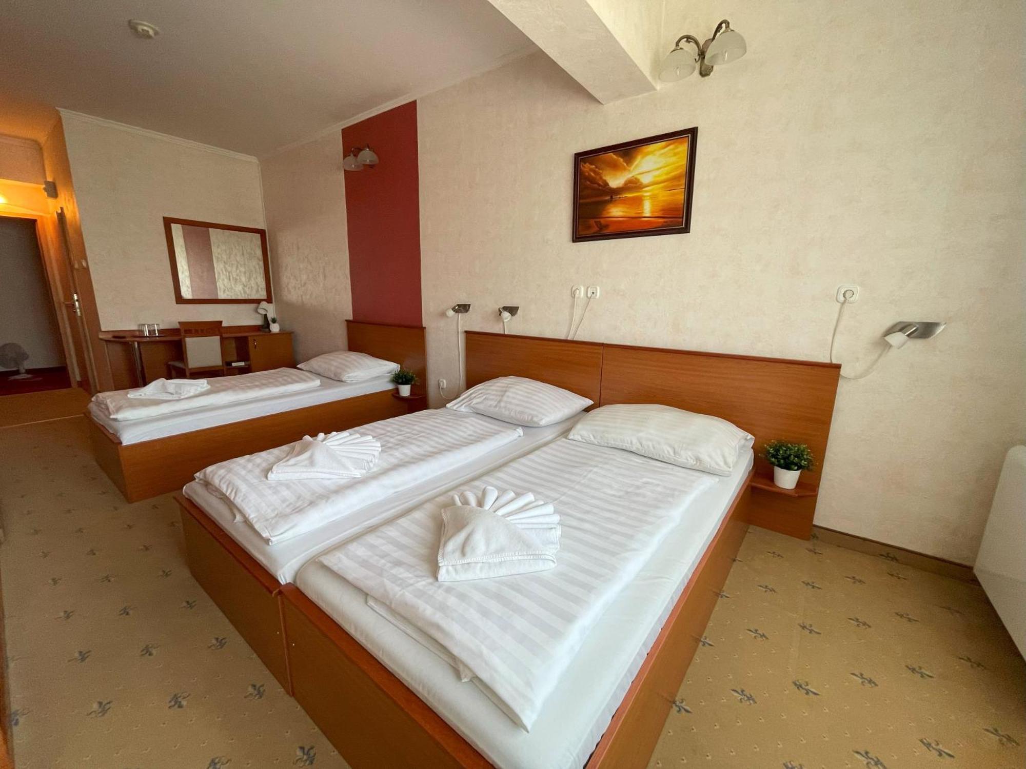 König Hotel Nagykanizsa Exterior foto